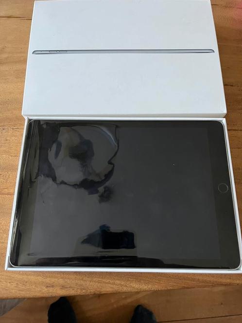 Apple iPad Air 2, Computers en Software, Apple iPads, Gebruikt, Apple iPad Air, Wi-Fi en Mobiel internet, 10 inch, 64 GB, Grijs
