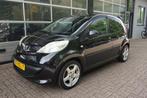 Peugeot 107 1.0-12V XS (bj 2009), Voorwielaandrijving, Stof, Gebruikt, 4 stoelen