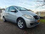 Mercedes-Benz A-Klasse 1.5 A160 5DRS 2010 Grijs Nieuwe APK, Auto's, Mercedes-Benz, Euro 5, Stof, Zwart, Origineel Nederlands
