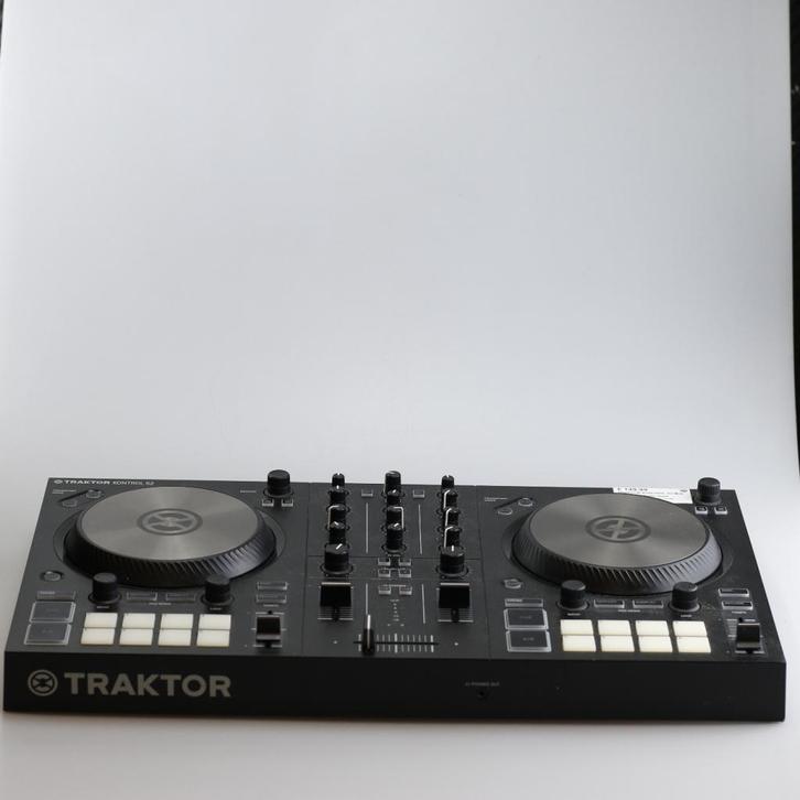 TRAKTOR KONTROL S2 Midi Controler | Nette Staat, Muziek en Instrumenten, Dj-sets en Draaitafels, Zo goed als nieuw