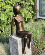 Jonge vrouw L . Echt brons .Voor de tuin of binnen, Ophalen of Verzenden