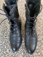 Nubikk leren veterlaarsje.maat 38, Kleding | Dames, Schoenen, Nubikk, Zwart, Lage of Enkellaarzen, Ophalen of Verzenden