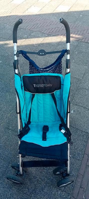 Titaniumbaby Buggy - Compact & Lichtgewicht beschikbaar voor biedingen