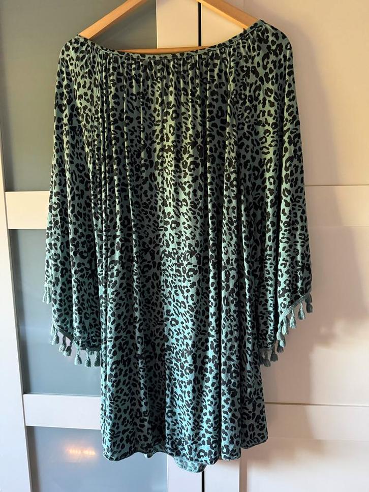 Groene Blouse Jurk met Luipaardprint, Kleding | Dames, Jurken, Zo goed als nieuw, Maat 38/40 (M), Groen, Boven de knie, Ophalen of Verzenden