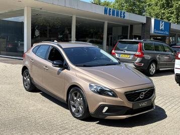 Volvo V40 Cross Country 2.5 T5 AWD Summum 1e Eigenaar PD Cam beschikbaar voor biedingen