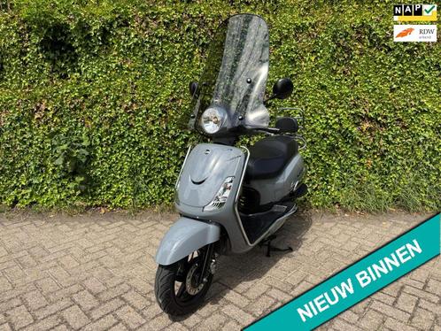 SYM Fiddle 2 45km Scooter RICH GREY FULL OPTIES BETAAL met i, Fietsen en Brommers, Scooters | SYM, Gebruikt, Fiddle, Benzine