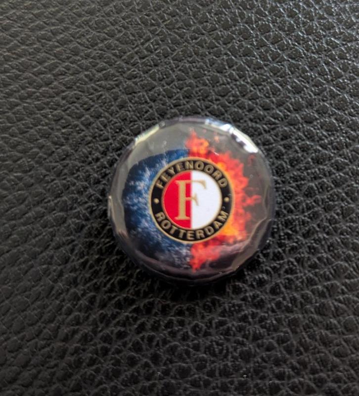 Feyenoord button – 25mm button / speld / pin, Verzamelen, Sportartikelen en Voetbal, Nieuw, Overige typen, Feyenoord, Verzenden