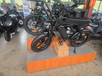 Winkel display platform bordes tribune etalage  beschikbaar voor biedingen