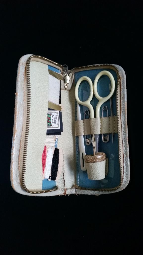 retro / vintage naaietui, Verzamelen, Ophalen of Verzenden, Overige typen