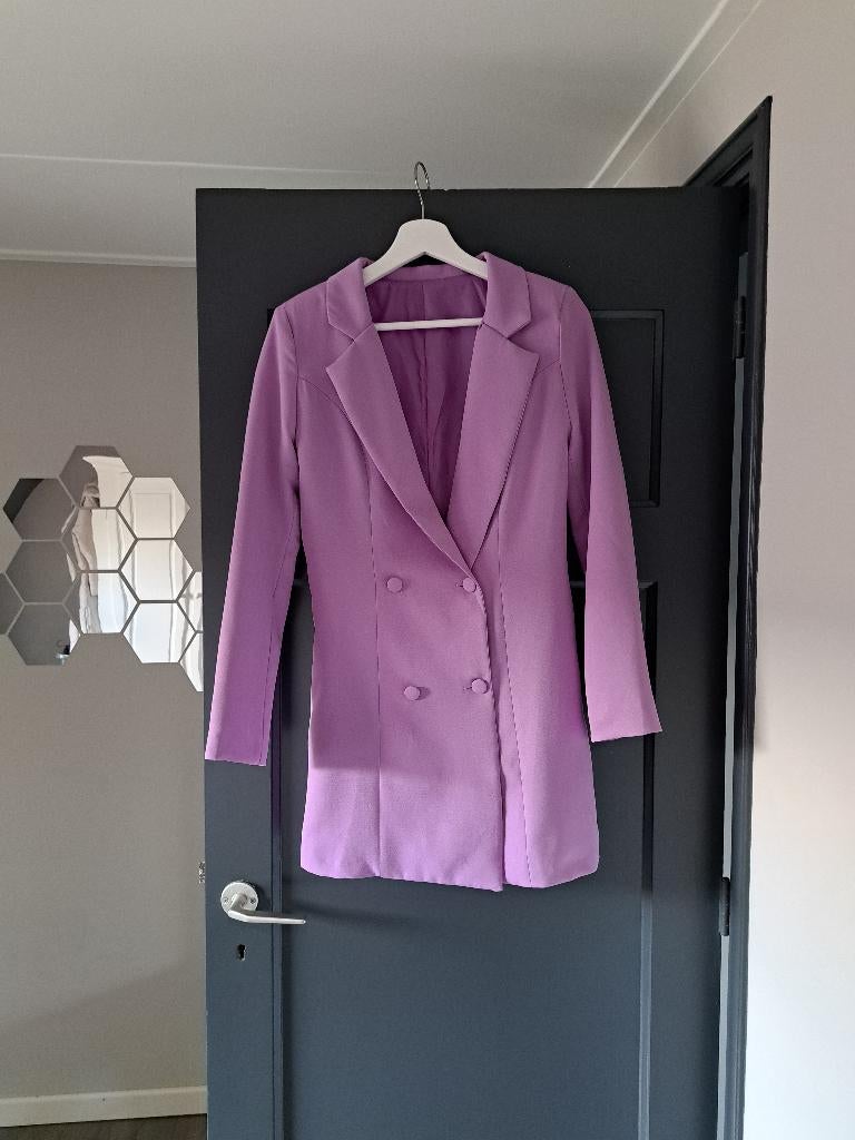 **Mooie lila lange double-breasted blazer, maat S**., Kleding | Dames, Jasjes, Kostuums en Pakken, Paars, Ophalen of Verzenden