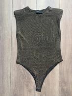 Guts&Gusto body top met schoudervulling zwart goud M/38, Maat 38/40 (M), Zwart, Nieuw, Ophalen of Verzenden