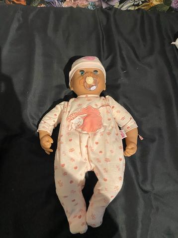 Baby Annabel Pop met 3 setjes kleding, etc beschikbaar voor biedingen