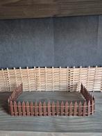 Lemax hekwerk meerdere aanwezig kerstdorp kersthuisjes, Ophalen of Verzenden, Zo goed als nieuw