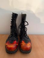 Limited Edition Flame Boots – Rechtstreeks uit Engeland!, Zwart, Snowboots, Ophalen of Verzenden, Zo goed als nieuw