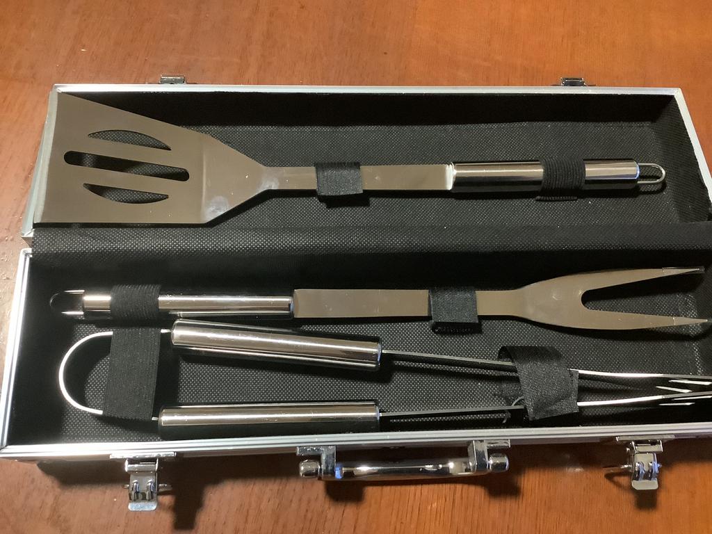 BARBECUE GEREEDSCHAPSET, Ophalen of Verzenden, Nieuw