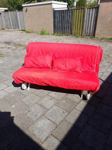 Slaapbank Ikea PS met 2 bijpassende kussens beschikbaar voor biedingen