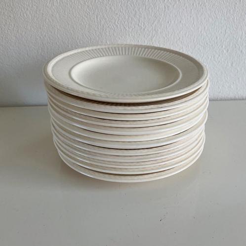 10 petit fours bordjes 12,5 cm, Wedgwood Edme plain, Huis en Inrichting, Keuken | Servies, Zo goed als nieuw, Bord(en), Wedgwood