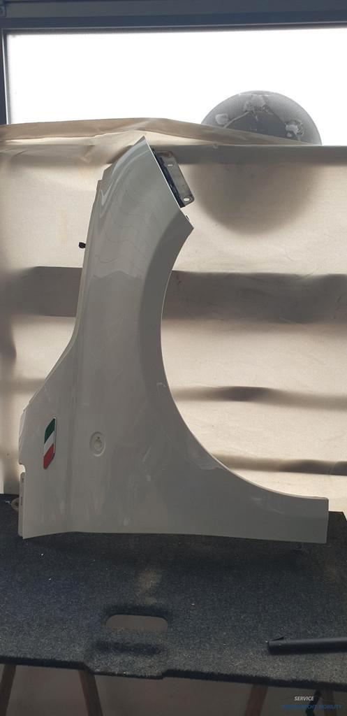 Spatbord rechts Fiat 500 268/A 52015755 voorscherm italia pa, Auto-onderdelen, Carrosserie en Plaatwerk, Fiat, Voor, Rechts, Gebruikt