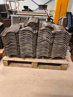 Dakpannen KDN made in Holland 250 stuks, Ophalen, Steen of Klei, Zwart, Zo goed als nieuw