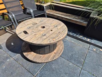 Houten Kabelhaspel Tafel - Industrieel Design beschikbaar voor biedingen