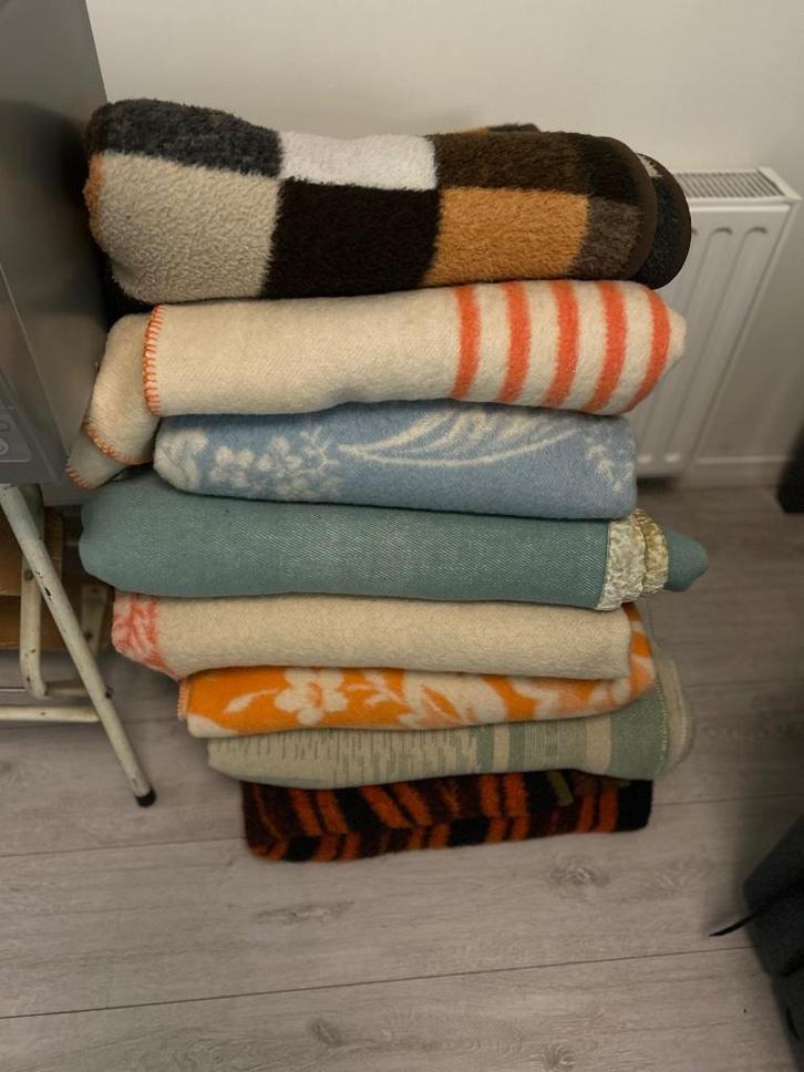 Wollen en synthetische retro/vintage dekens, Huis en Inrichting, Woonaccessoires | Plaids en Woondekens, Zo goed als nieuw, Ophalen of Verzenden