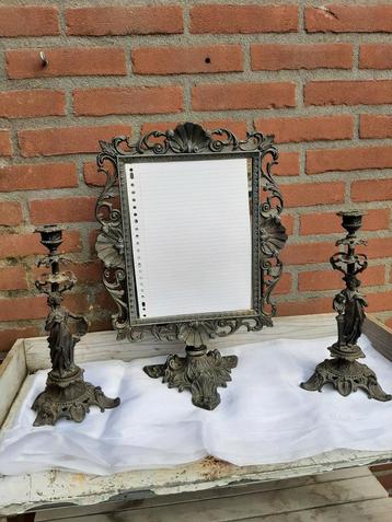 Leuke oude brocante spiegel met kandelaars  beschikbaar voor biedingen