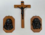 Drieluik wanddecoratie: Crucifix / Maria / Jezus, Antiek en Kunst, Antiek | Religie, Ophalen of Verzenden