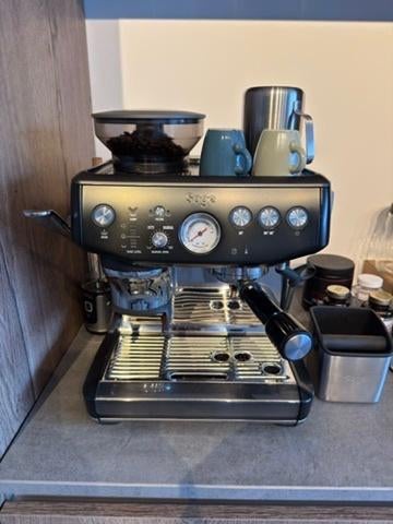 Sage Barista Express Impress + Knock Box Mini, Witgoed en Apparatuur, Koffiezetapparaten, Zo goed als nieuw, Koffiebonen, Espresso apparaat