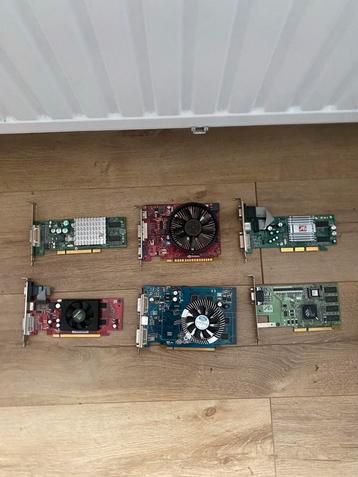 Partij (6x) oude videokaarten beschikbaar voor biedingen