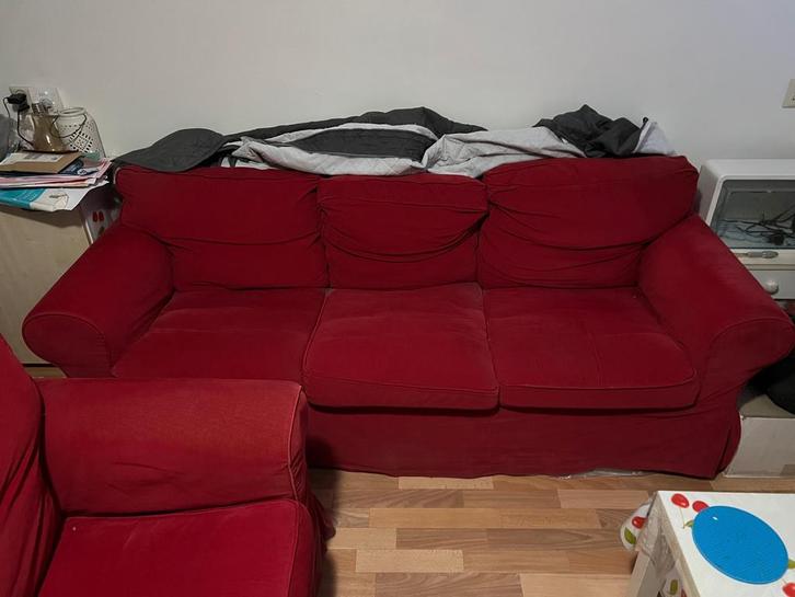 2x IKEA Ektorp bank - Gratis af te halen!, Huis en Inrichting, Banken | Bankstellen, Gebruikt, Rechte bank, Driepersoons, 200 tot 250 cm