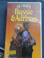 VHS videoband 10 jaar Bassie en Adriaan, Cd's en Dvd's, VHS | Kinderen en Jeugd, Ophalen, Gebruikt, Alle leeftijden, Kinderprogramma's en -films