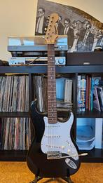 Stratocaster clone phoenix, Muziek en Instrumenten, Snaarinstrumenten | Gitaren | Elektrisch, Overige merken, Solid body, Zo goed als nieuw