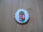 Speldje speld pin button met het wapen van Hongarije NIEUW, Ophalen of Verzenden, Nieuw, Stad of Land, Button