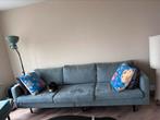 Mooie vintage stijl grijsgroene kleur bank, Huis en Inrichting, Banken | Bankstellen, Ophalen, 250 tot 300 cm, Minder dan 75 cm