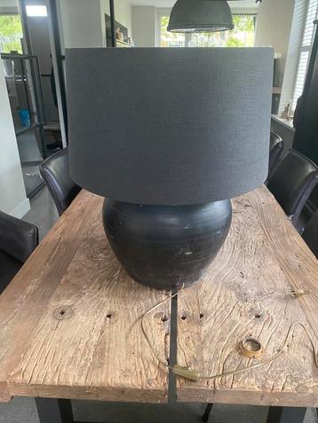 XL Oude Kruiklamp zwart met zwarte XL kap beschikbaar voor biedingen