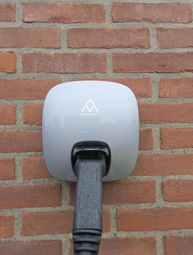Charge Amps Luna Laadpunt - Juni 2025, Ophalen, Zo goed als nieuw, Laadpaal