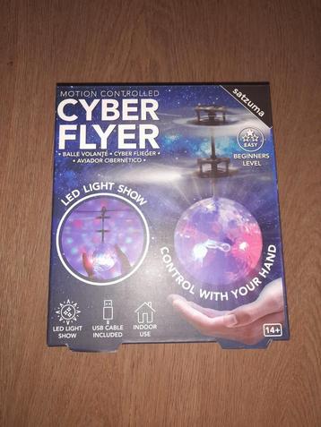 Gloednieuwe Cyber Flyer lichtbol disco lamp cadeautip  beschikbaar voor biedingen