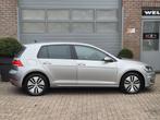 Volkswagen e-Golf Navigate Achteruitrij camera. (bj 2017), Zwart, Origineel Nederlands, Golf, 1515 kg