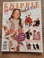 Knippie herfst 2003, Hobby en Vrije tijd, Kledingpatronen, Ophalen of Verzenden, Zo goed als nieuw, Kind, Knippie