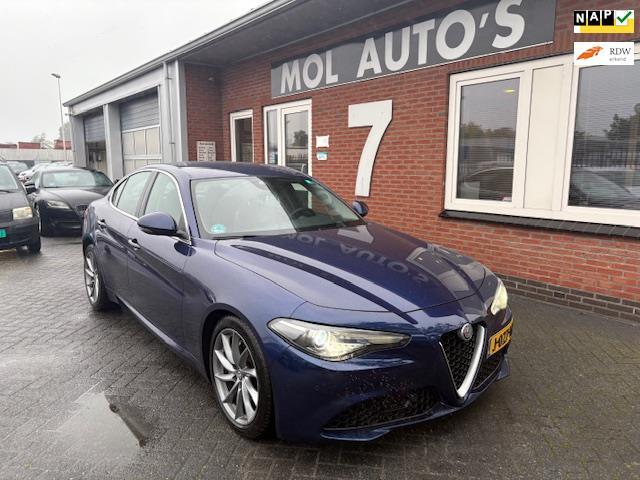 Alfa Romeo Giulia 2.2 , Leer, 18"Lmv , APK 09-26, Auto's, Alfa Romeo, Bedrijf, Te koop, Giulia, ABS, Achteruitrijcamera, Airbags