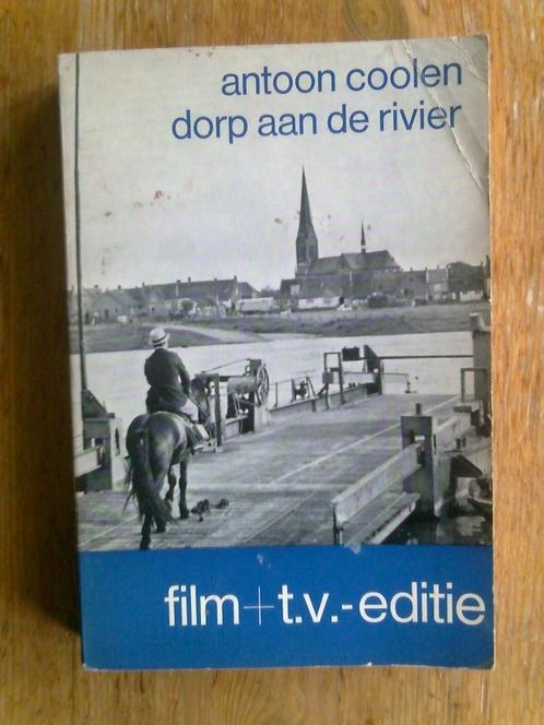 Dorp aan de rivier, en andere van Antoon Coolen, Boeken, Literatuur, Gelezen, Nederland, Ophalen of Verzenden