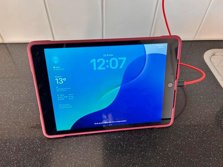iPad 9e Gen 64GB Wifi + Hoes & Lader - in uitstekende staat, Computers en Software, Apple iPads, Zo goed als nieuw, Apple iPad