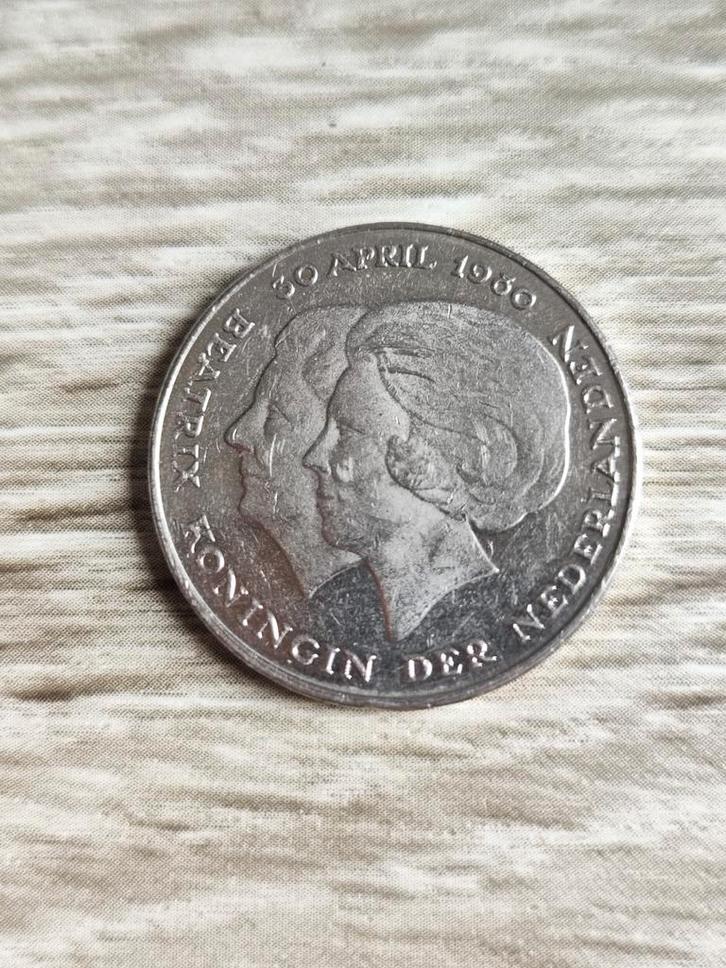 Dubbelkop troonwisweling 2,5 gulden rijksdaalder 1980, Postzegels en Munten, Munten | Nederland, 2½ gulden, Koningin Beatrix, Ophalen