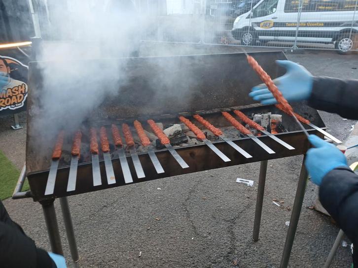 Turkse Catering voor kleine en grote groepen / adana / doner, Vacatures, Vacatures | Horeca en Catering, Overige niveaus, Vanaf 10 jaar