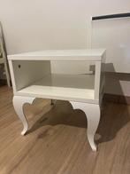 Leuk klein nachtkasje, Huis en Inrichting, Slaapkamer | Nachtkastjes, Ophalen, Zo goed als nieuw, Hout, Minder dan 45 cm