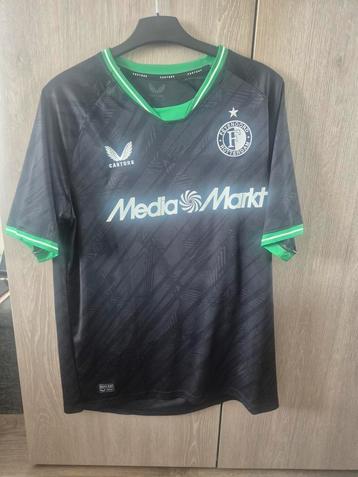 Feyenoord shirt 2024-2025 maat XL beschikbaar voor biedingen