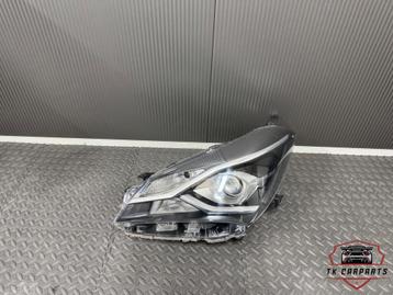 Toyota Yaris III koplamp links beschikbaar voor biedingen
