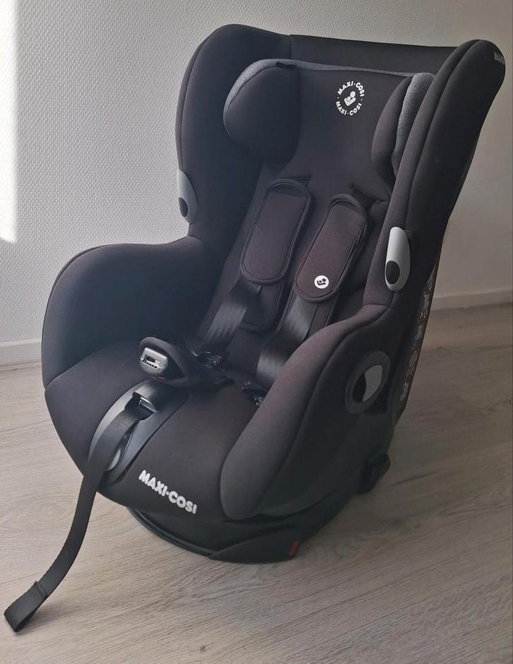 Maxi-Cosi Autostoel zwart, Kinderen en Baby's, Autostoeltjes, Zo goed als nieuw, Maxi-Cosi, 9 t/m 18 kg, Autogordel of Isofix