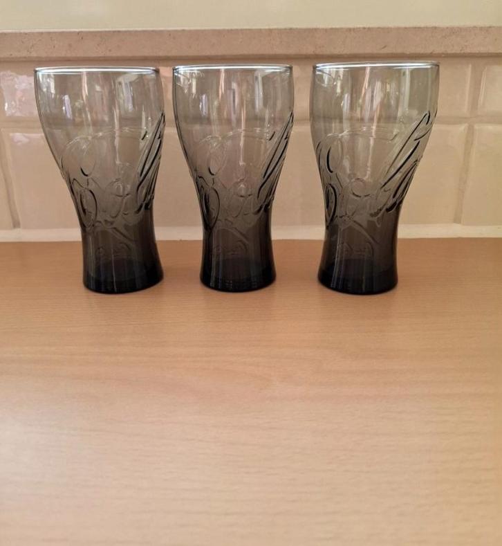 3 Zwarte Coca Cola Glazen - Limited Edition 2014, Verzamelen, Glas en Borrelglaasjes, Nieuw, Frisdrankglas, Ophalen of Verzenden