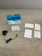 TP-Link 5-poorts 10-100Mbps Netwerk switch (Z.G.A.N.), Ophalen of Verzenden, Zo goed als nieuw